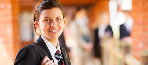 ¿Debe llevar Corbata a la Escuela?