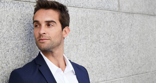 Qué Corbata llevar con un Traje Azul