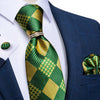 Corbata Verde y Amarilla