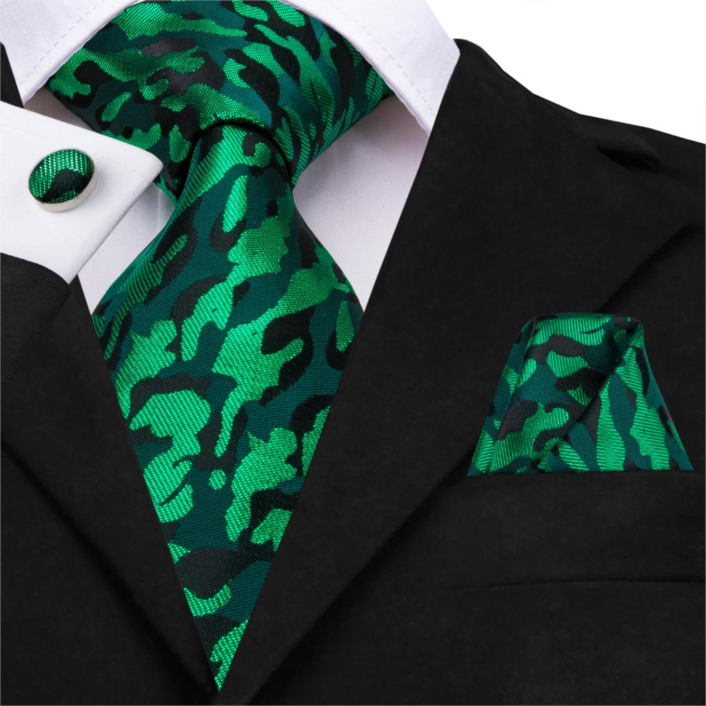 Corbata con Patrón Verde Oscuro y Verde Claro