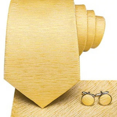 Corbata y Bolsa Amarillas